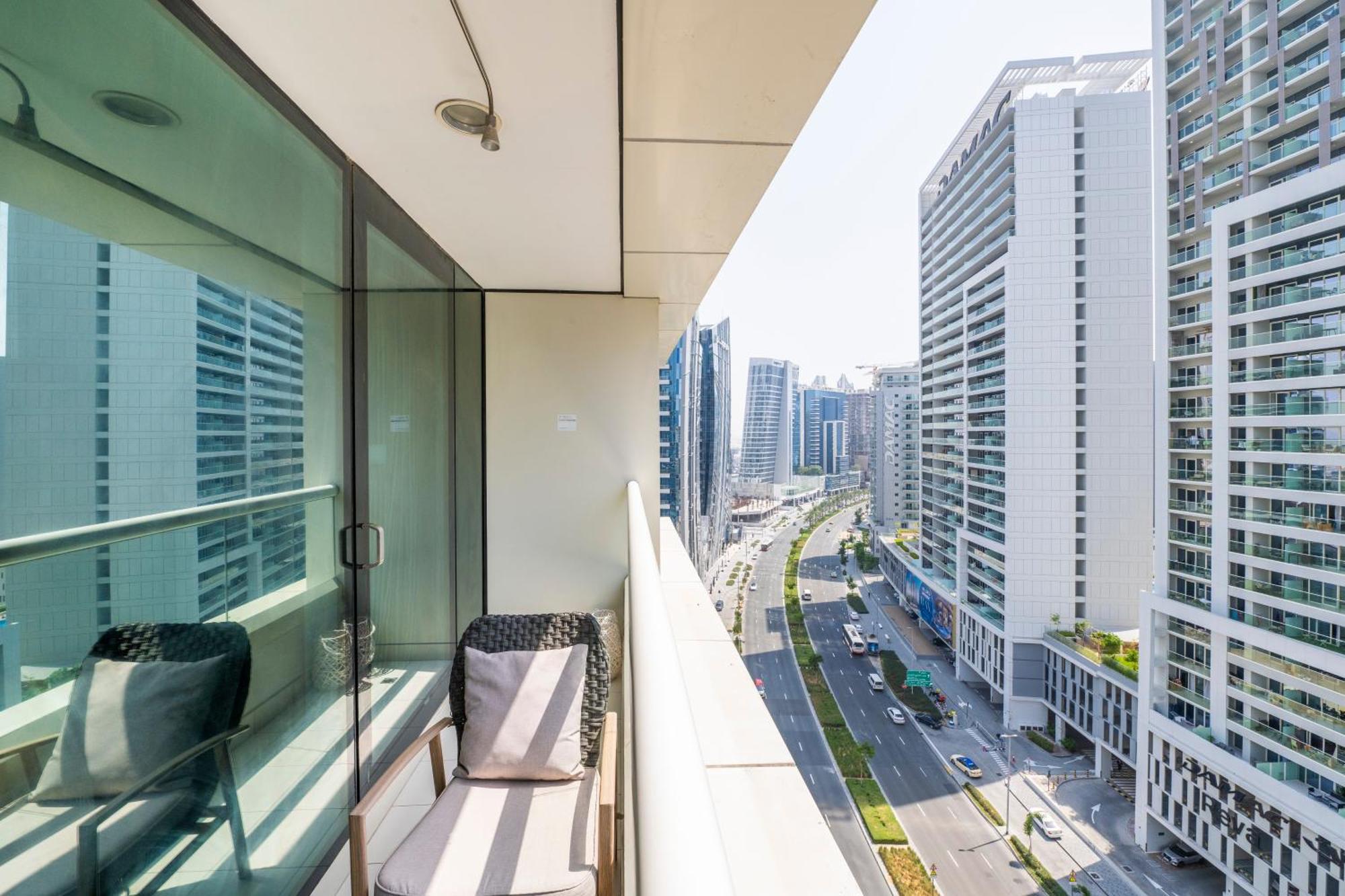 Damac Canal Views Residences Dubaï Extérieur photo