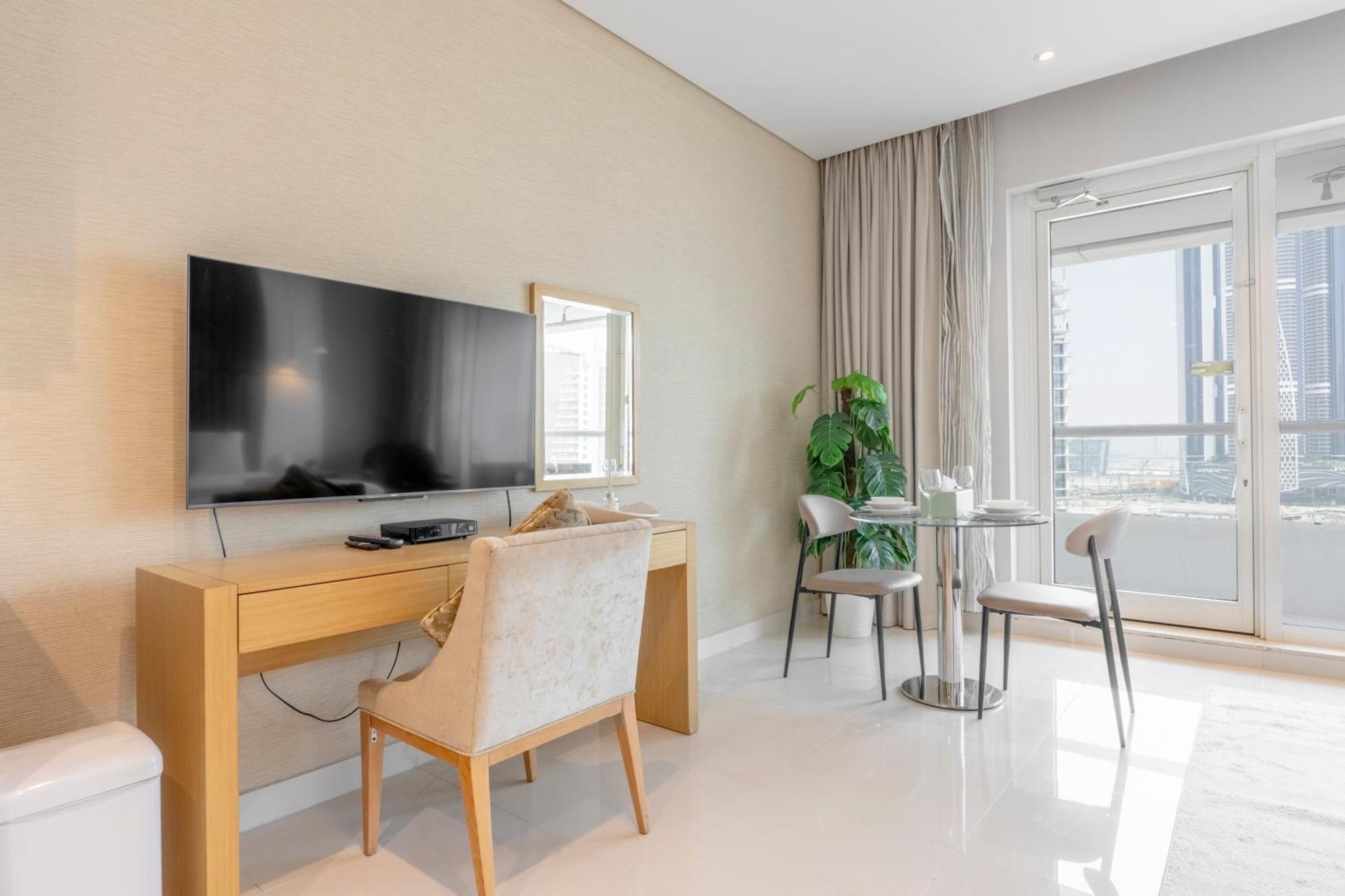 Damac Canal Views Residences Dubaï Extérieur photo