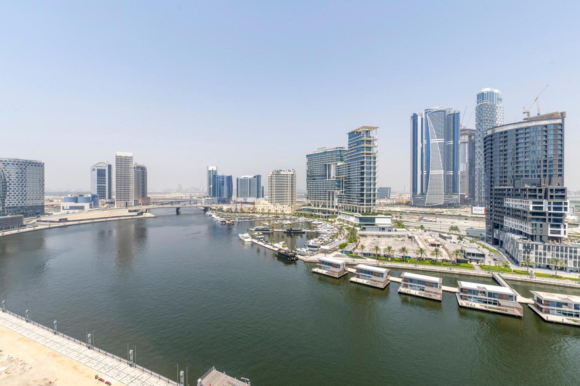 Damac Canal Views Residences Dubaï Extérieur photo