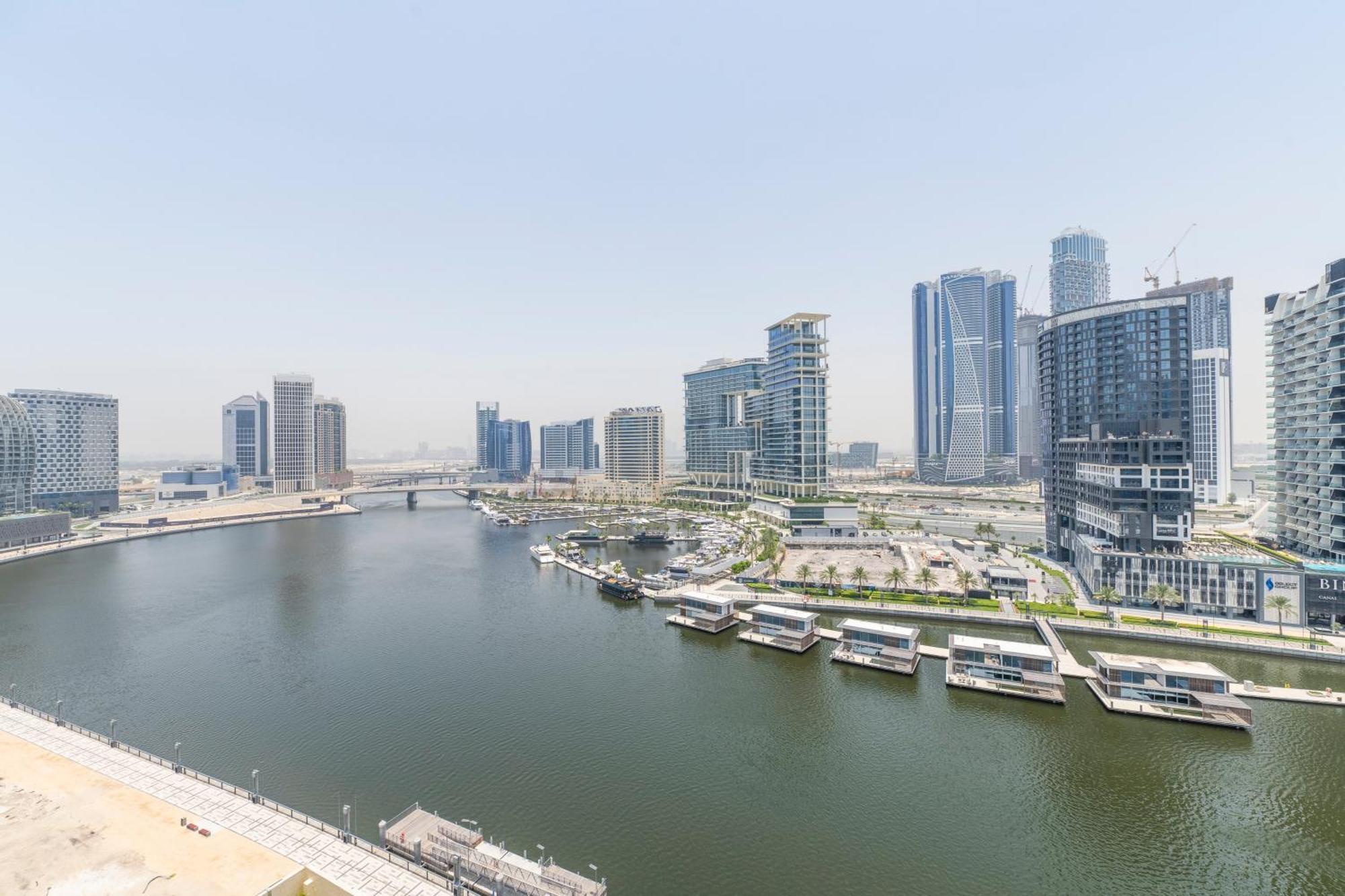 Damac Canal Views Residences Dubaï Extérieur photo