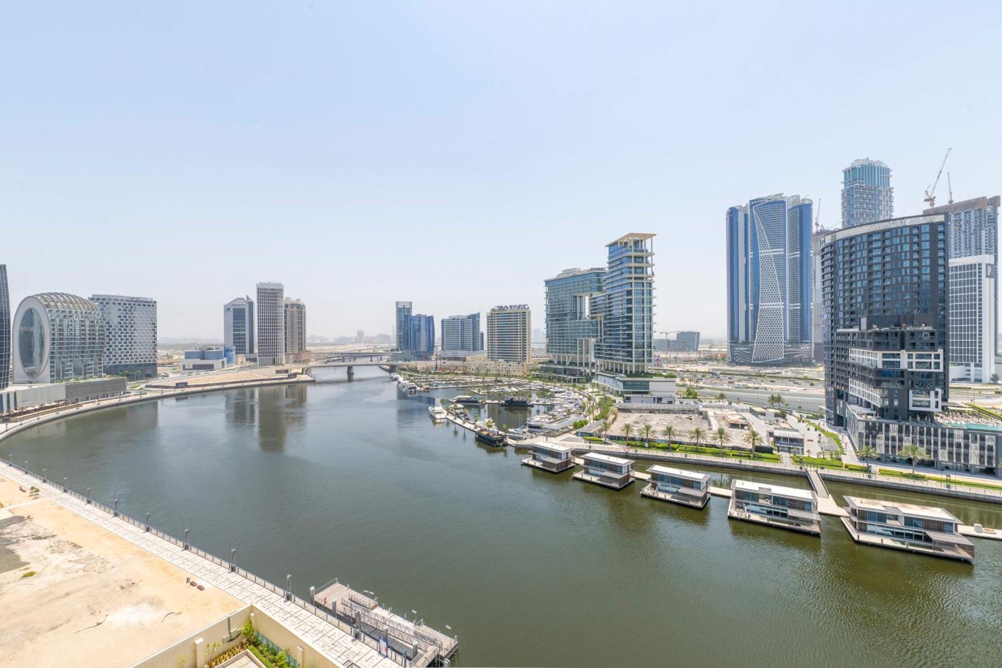 Damac Canal Views Residences Dubaï Extérieur photo