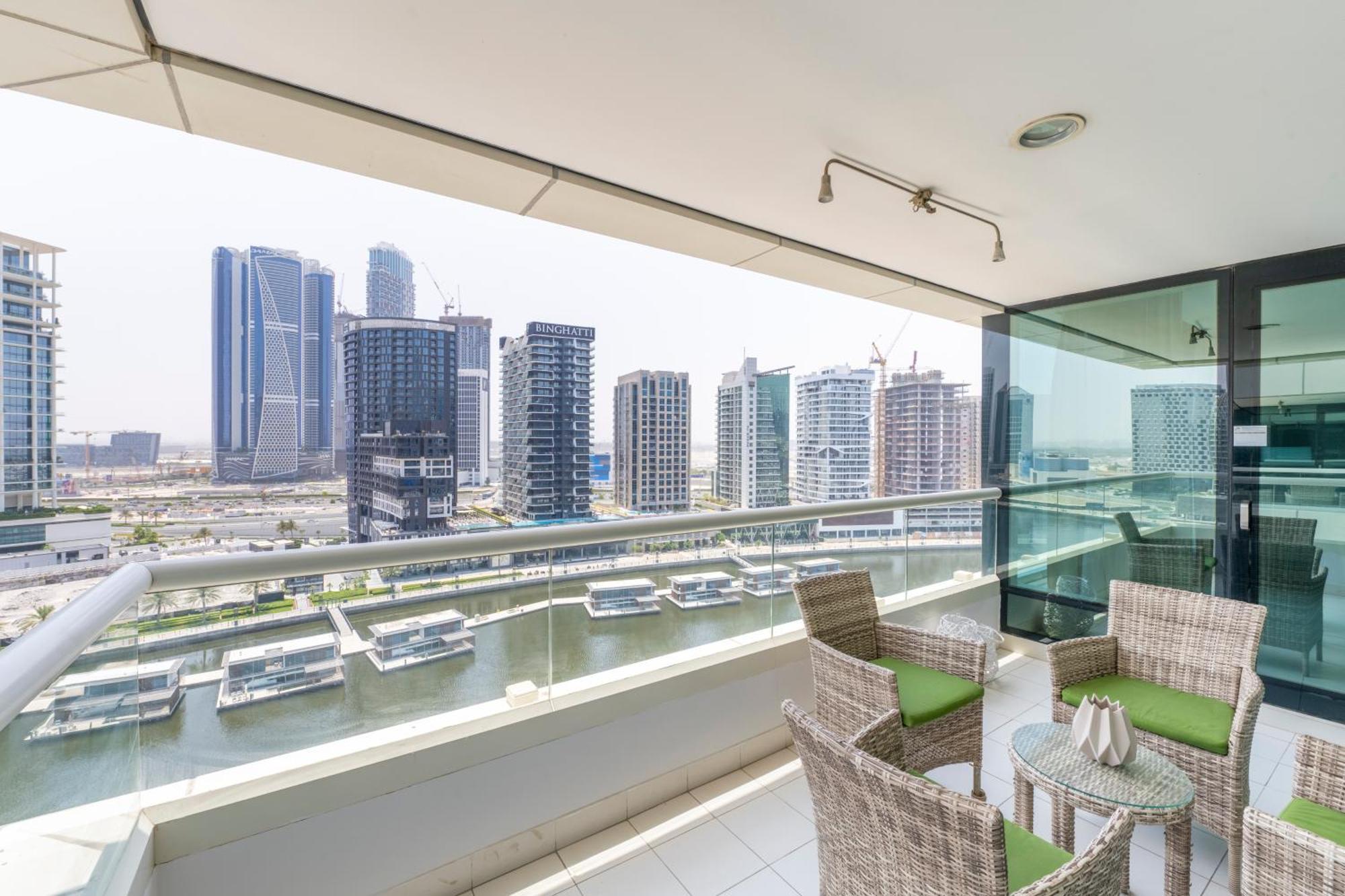 Damac Canal Views Residences Dubaï Extérieur photo