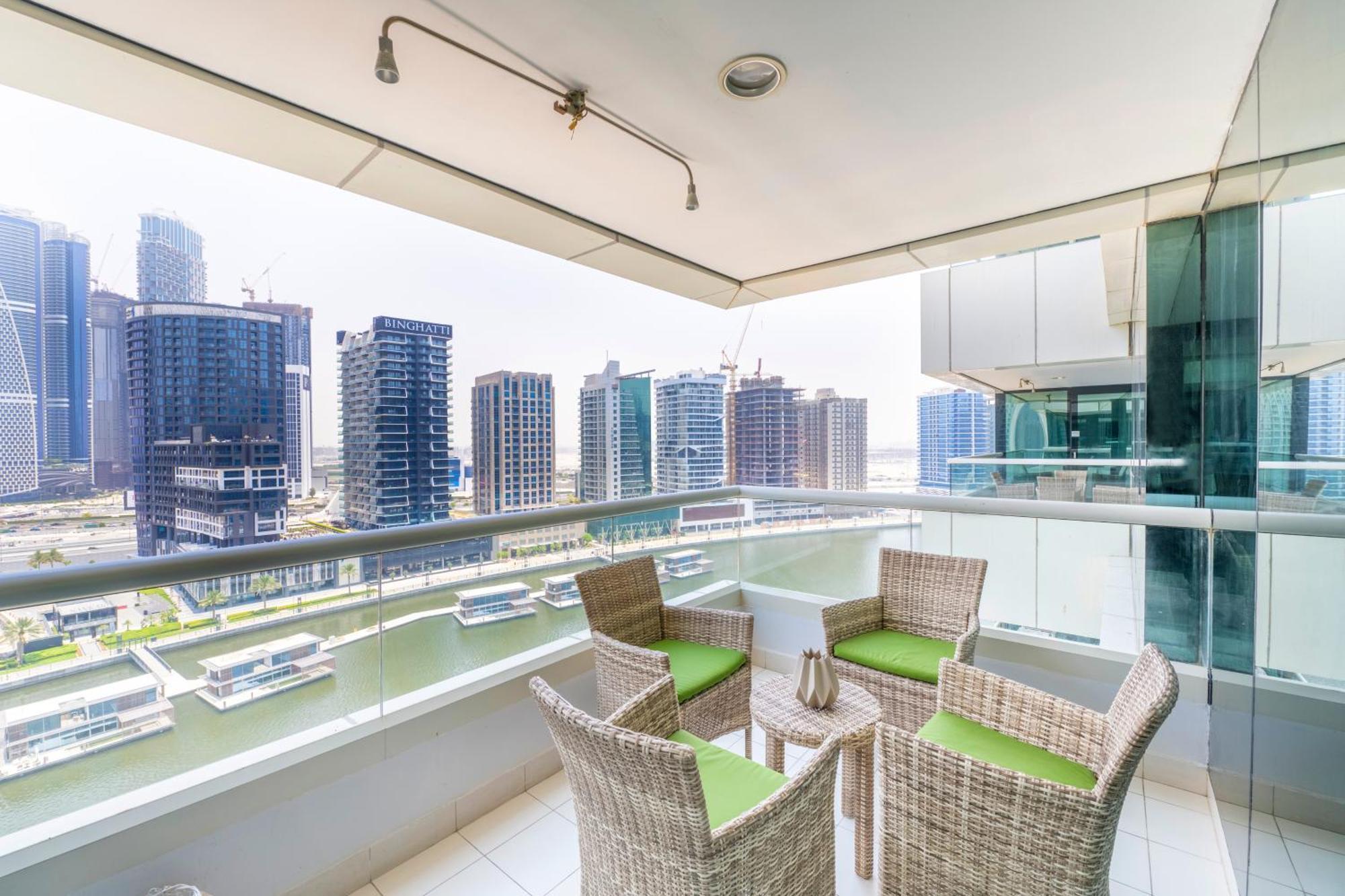 Damac Canal Views Residences Dubaï Extérieur photo