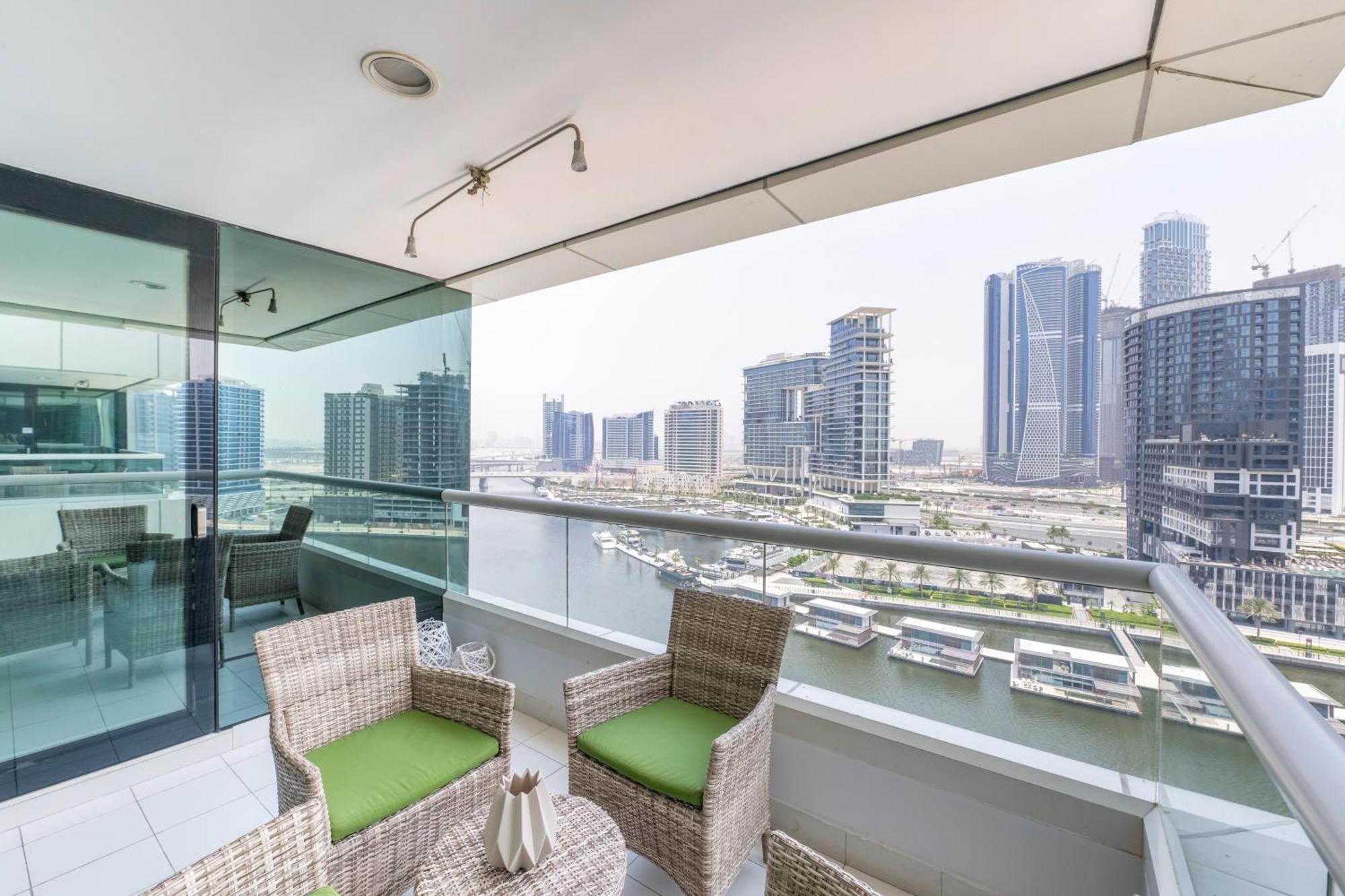 Damac Canal Views Residences Dubaï Extérieur photo